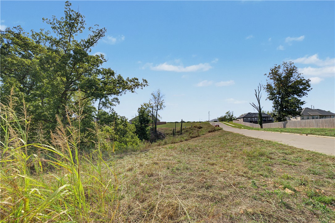 main property photo 8