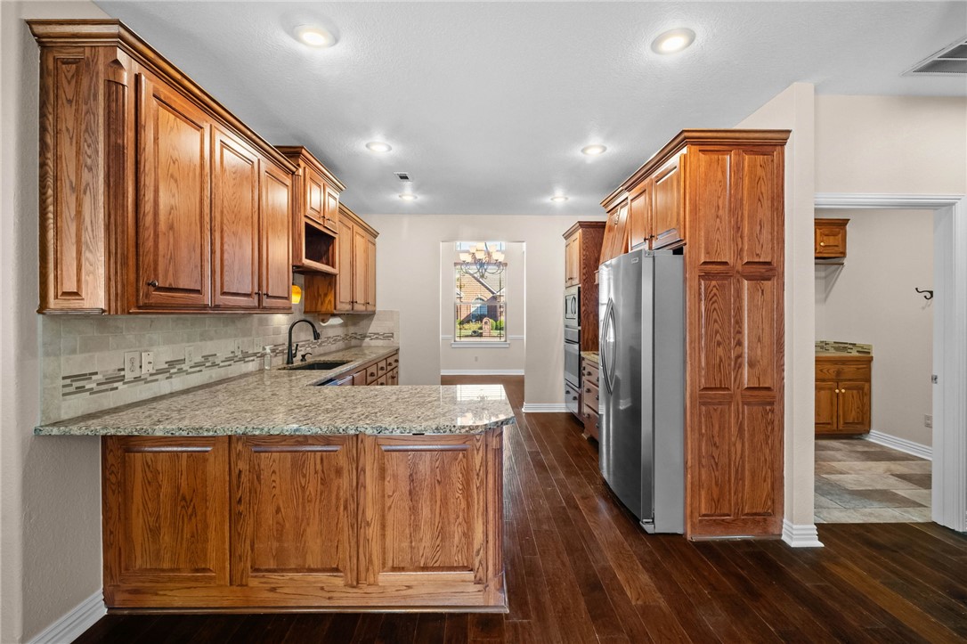 main property photo 4