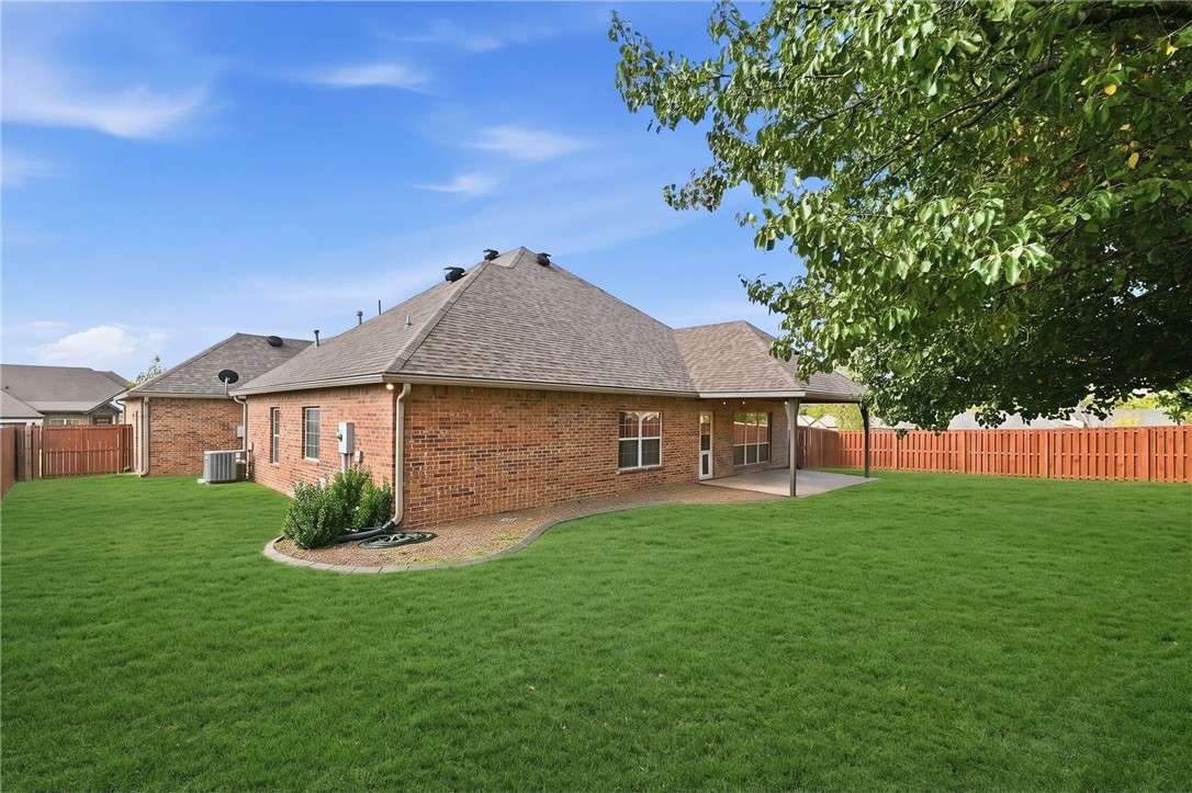 main property photo 34
