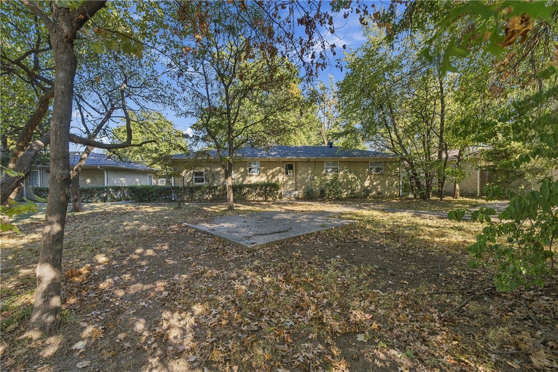 main property photo 25