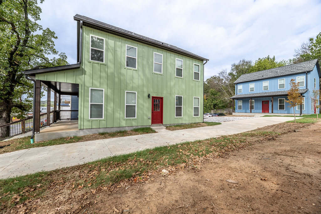 main property photo 12