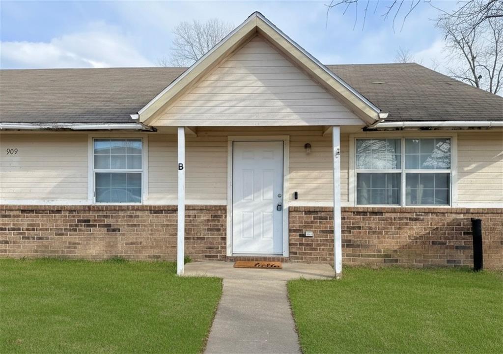main property photo 0