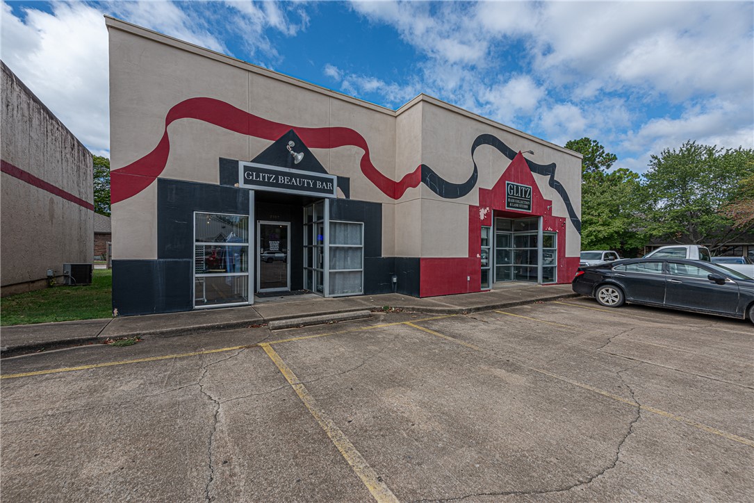 main property photo 17