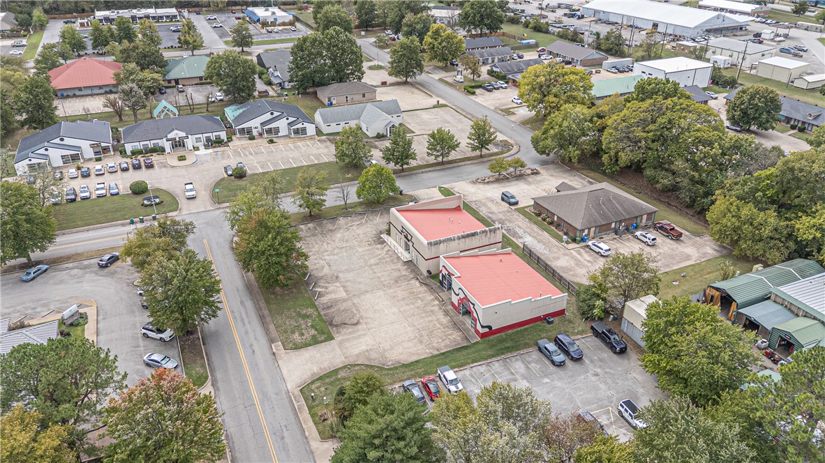 main property photo 34