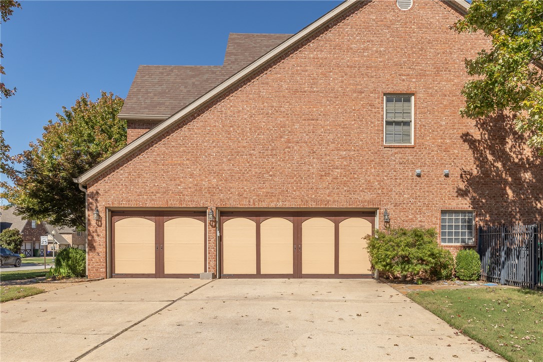 main property photo 51