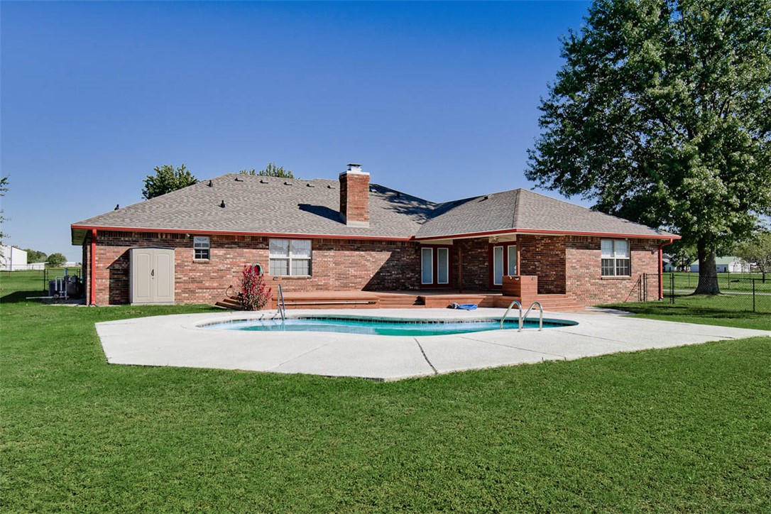 main property photo 22