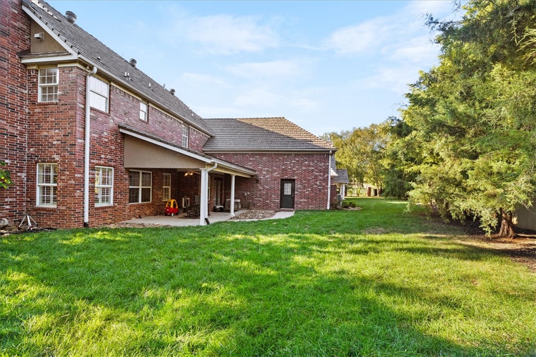 main property photo 43