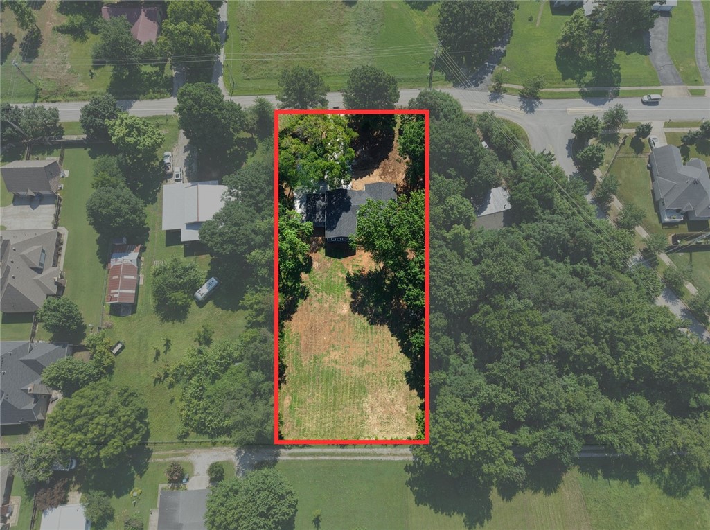 main property photo 24