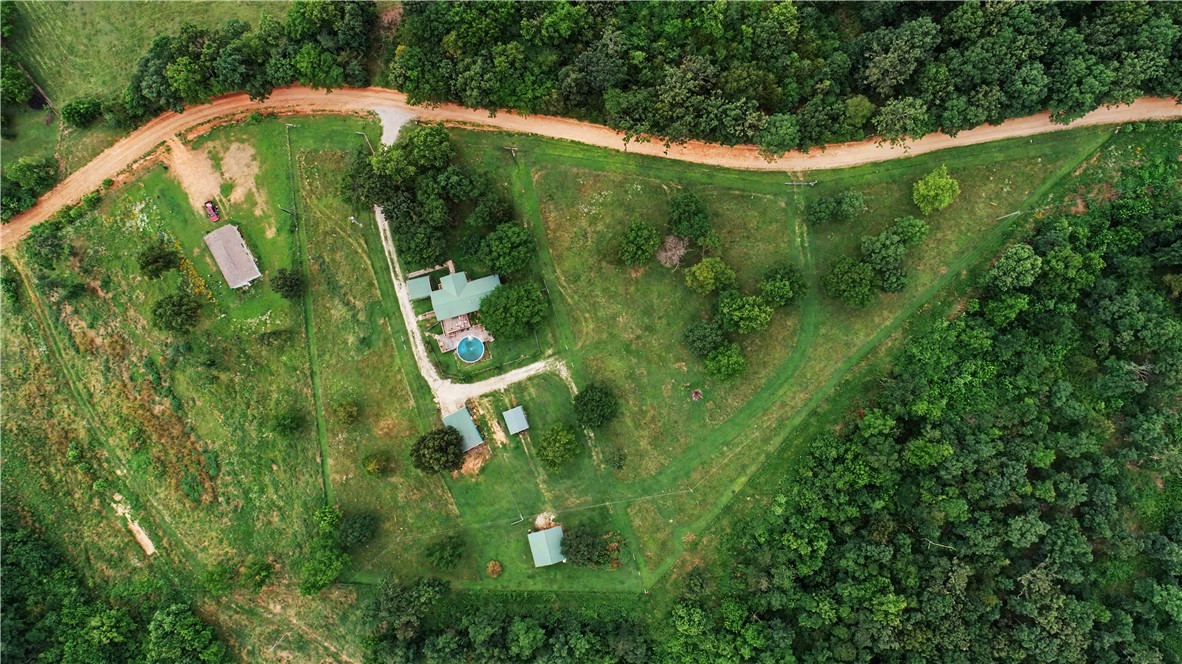 main property photo 40
