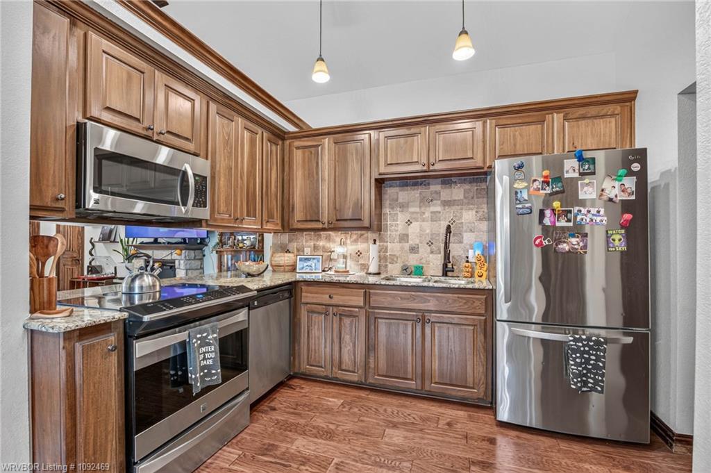 main property photo 4