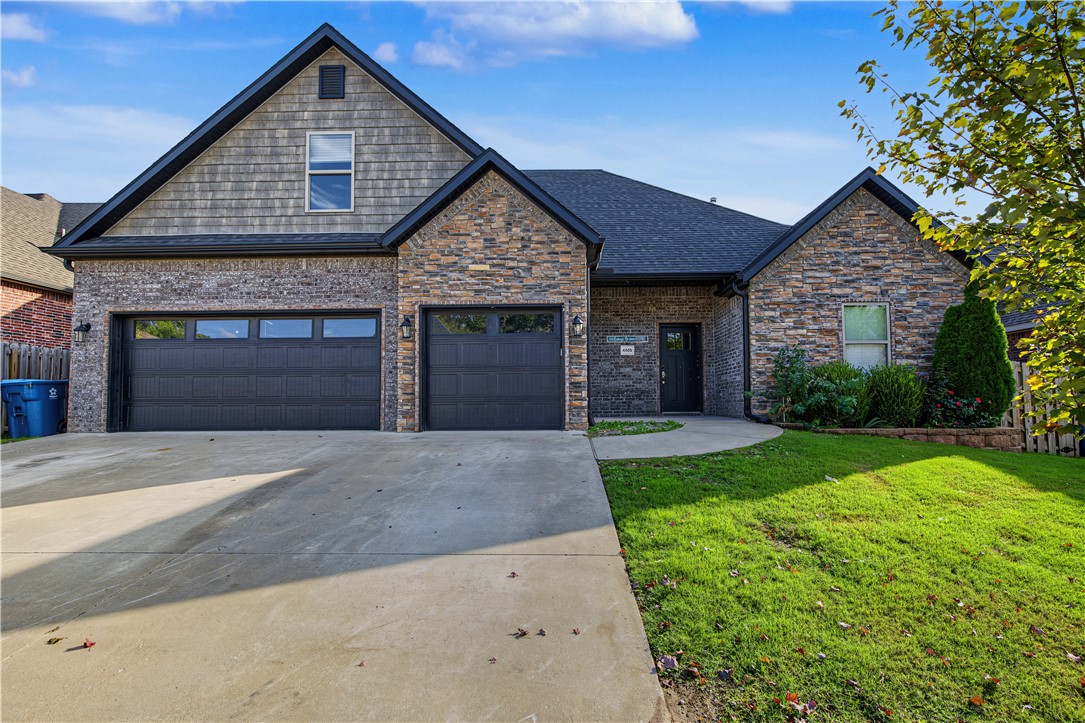 main property photo 0