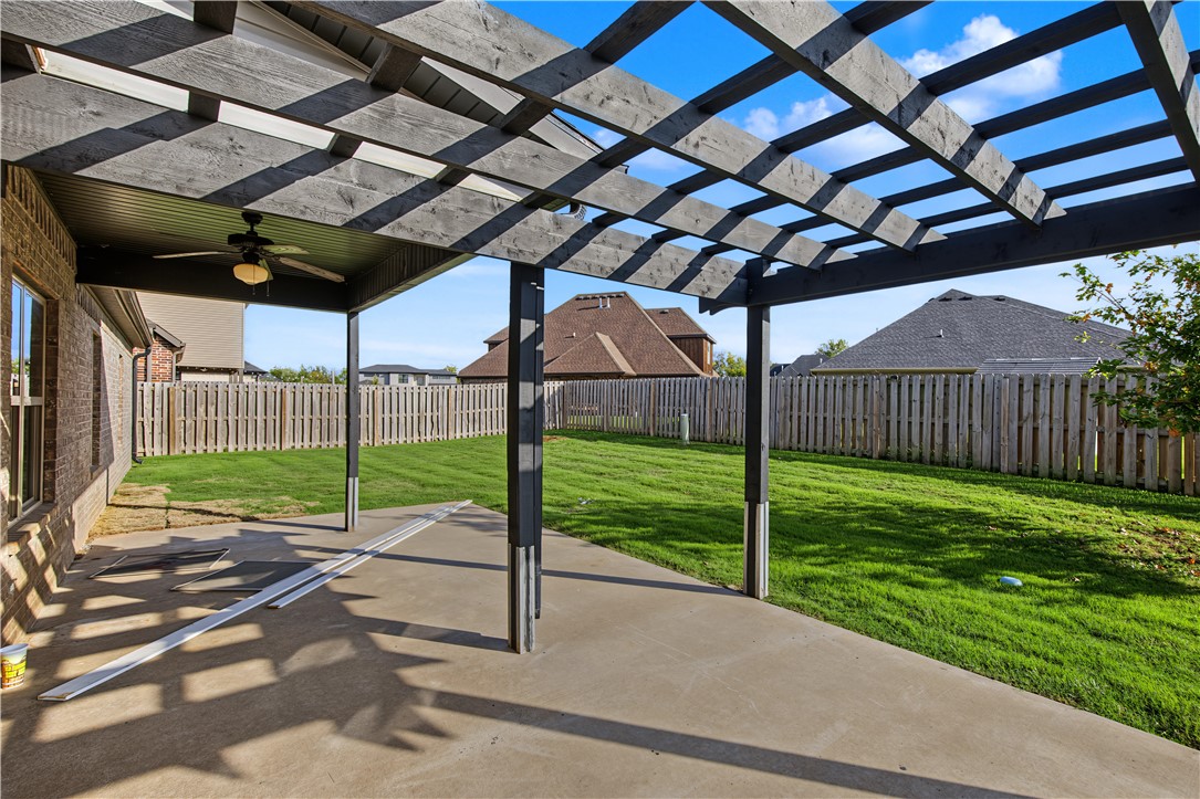 main property photo 23