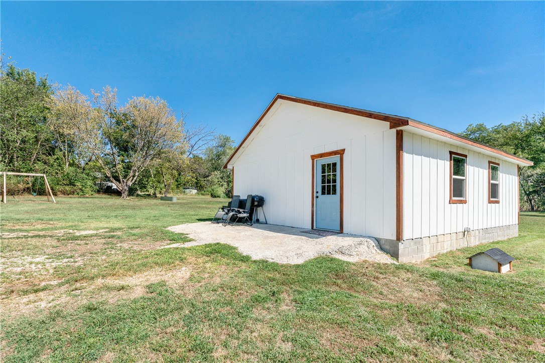 main property photo 7
