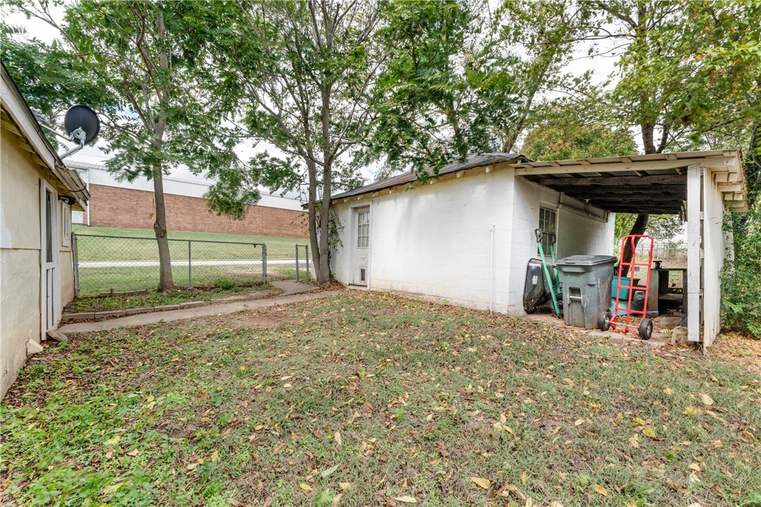 main property photo 24