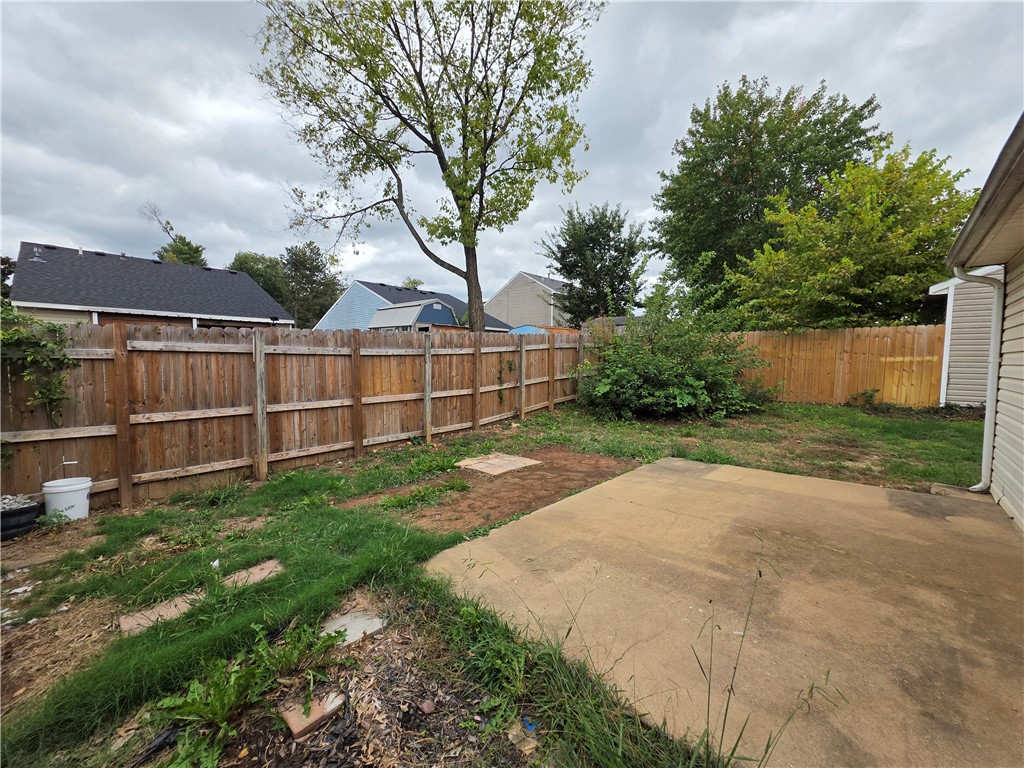 main property photo 18