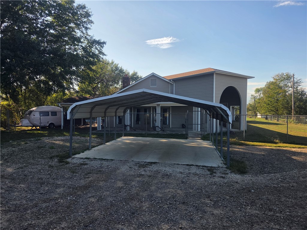 main property photo 16