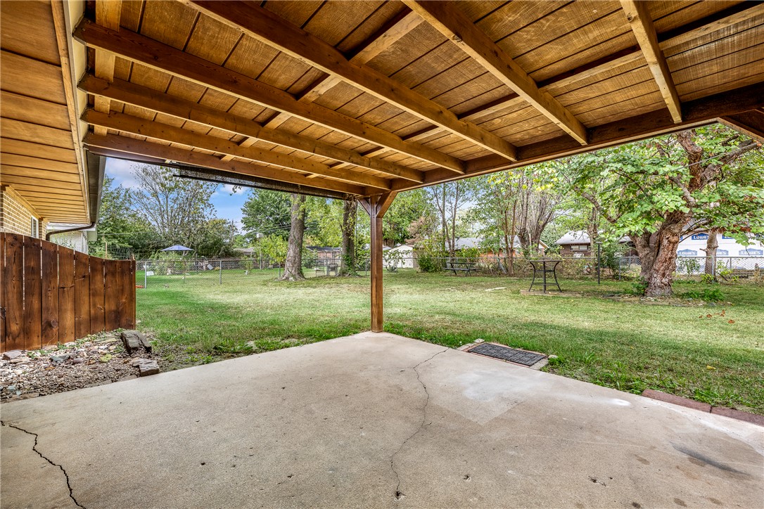 main property photo 22