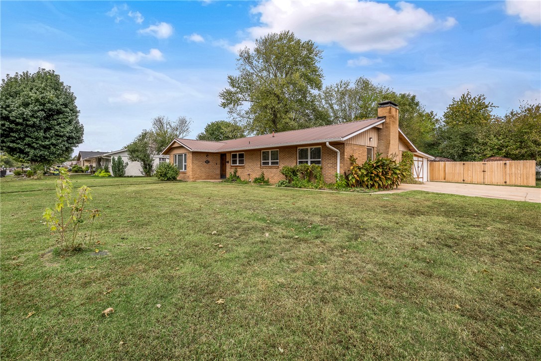 main property photo 27