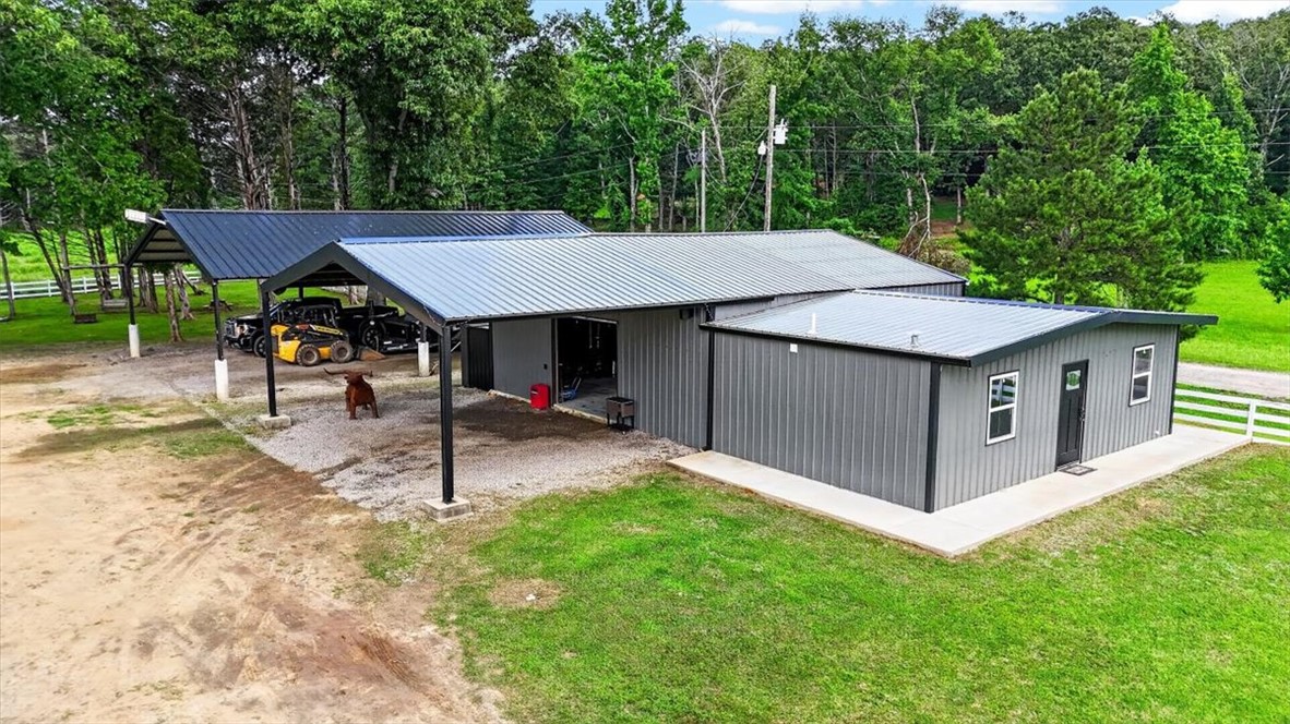 main property photo 46