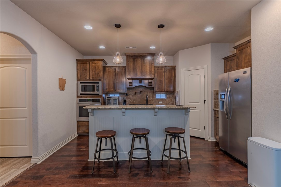 main property photo 5