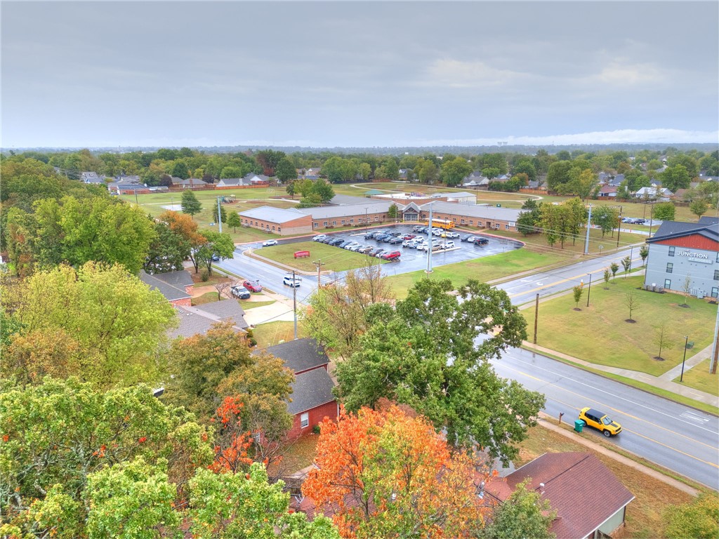 main property photo 50