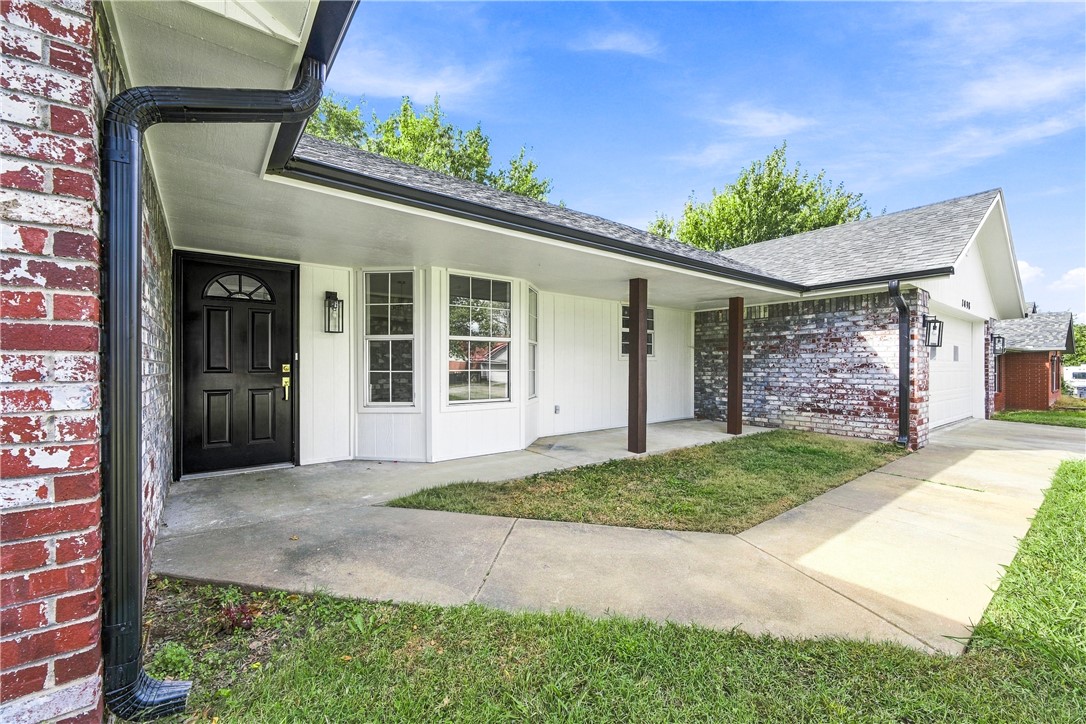 main property photo 36