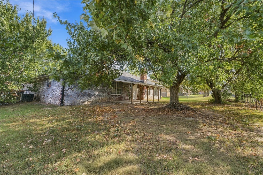 main property photo 39