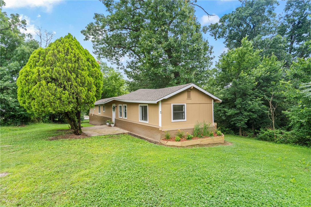 main property photo 0