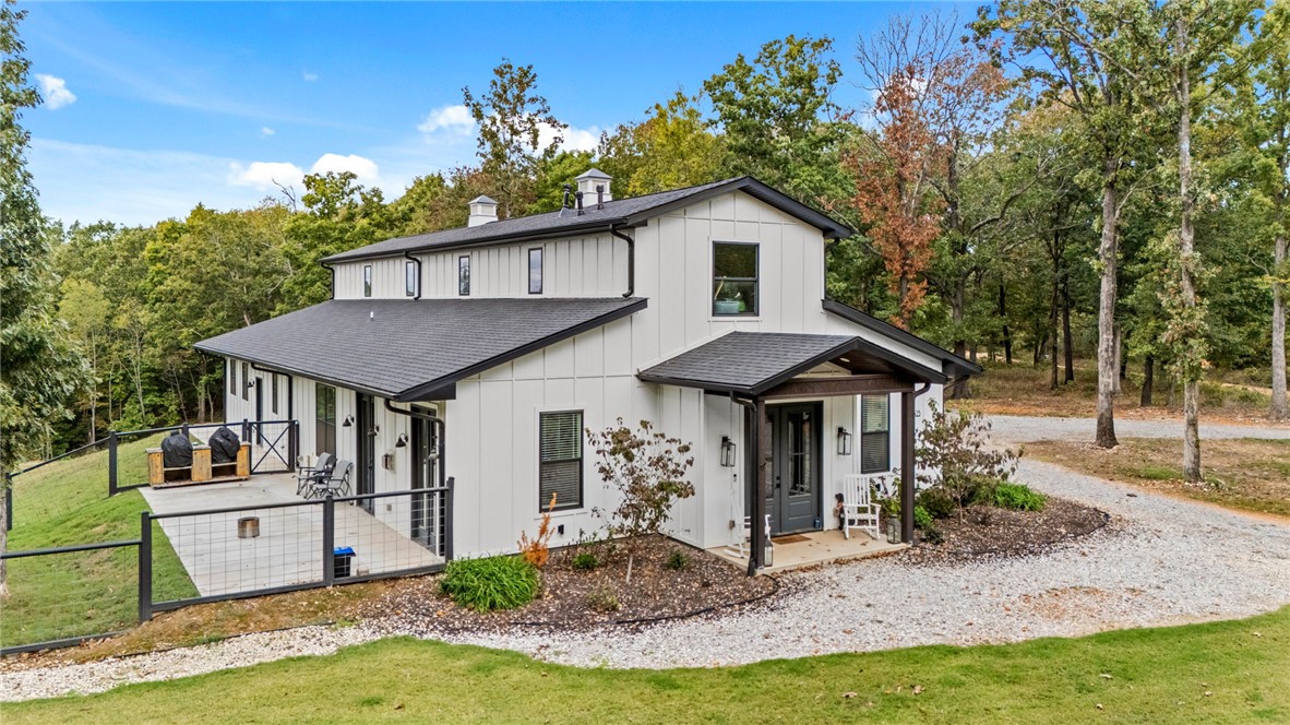 main property photo 0