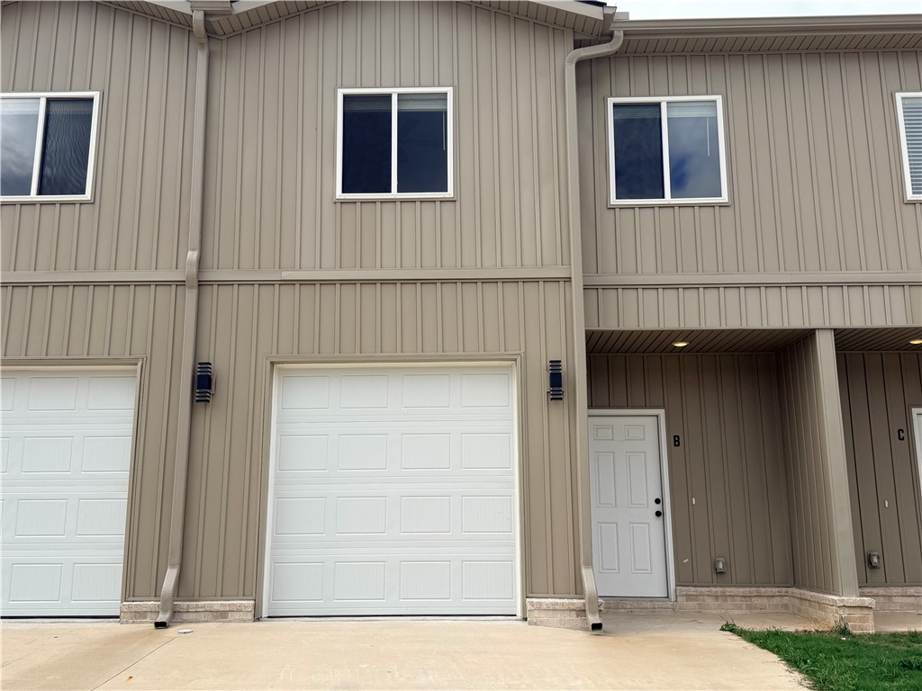 main property photo 0
