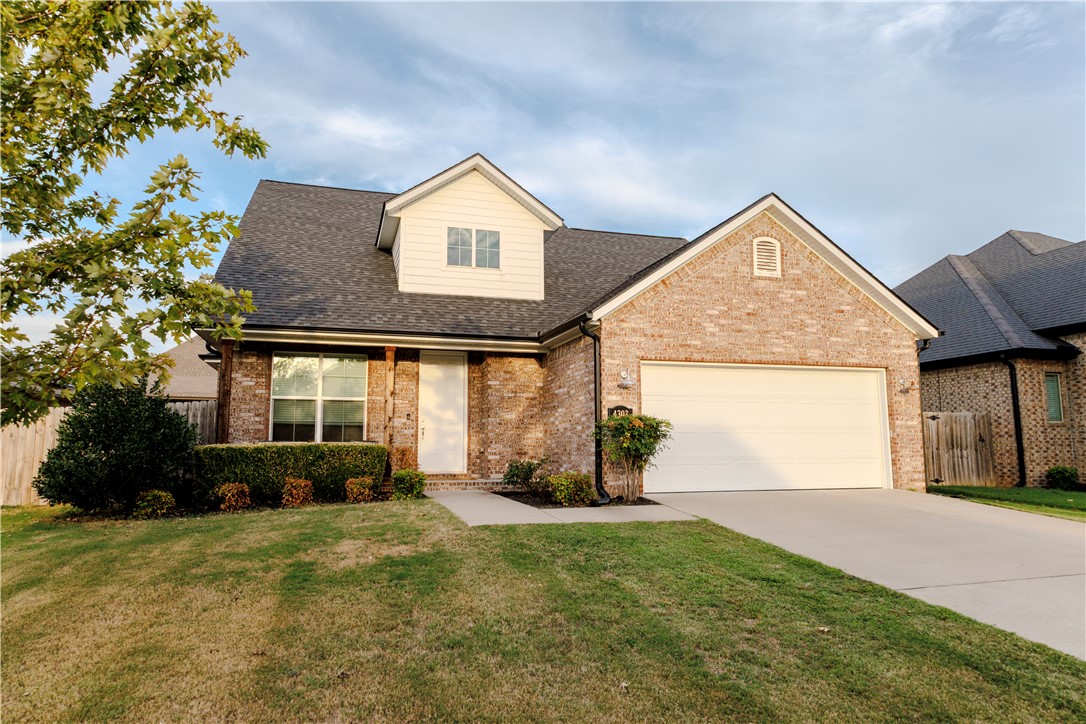 main property photo 17
