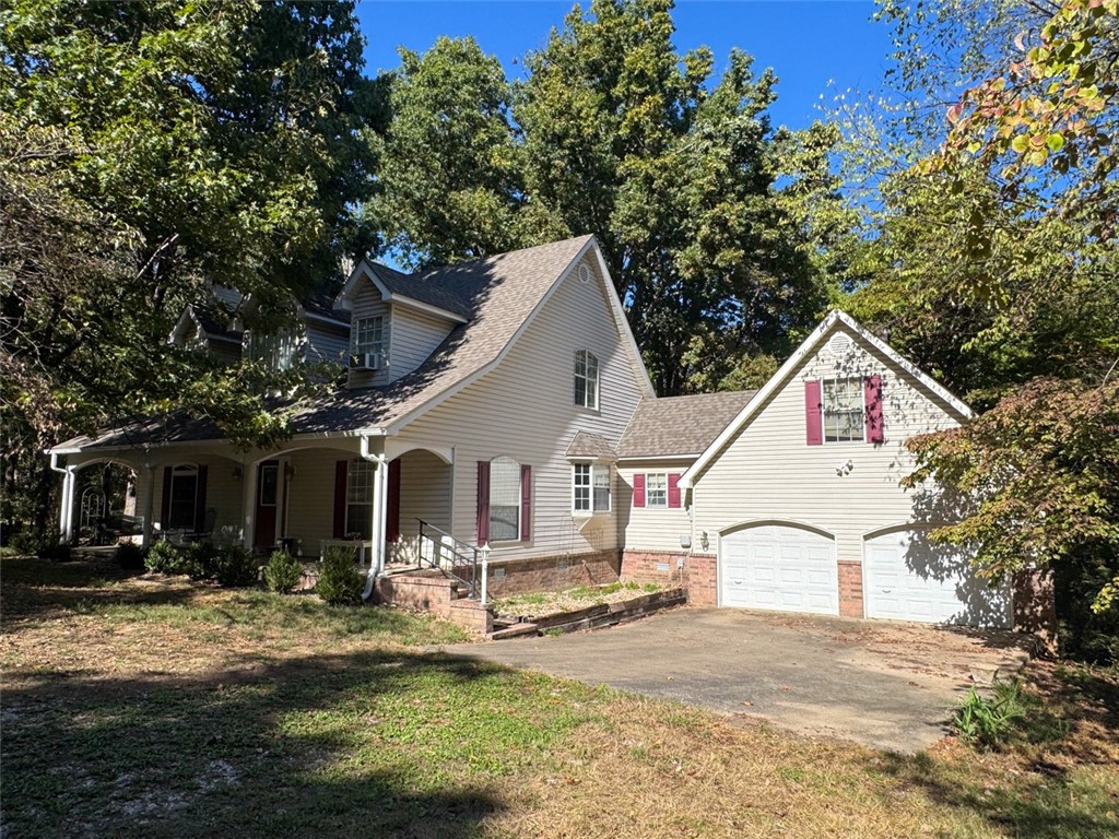 main property photo 0