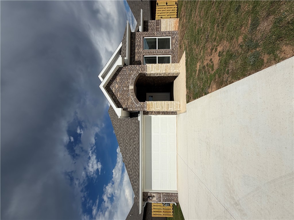 main property photo 0