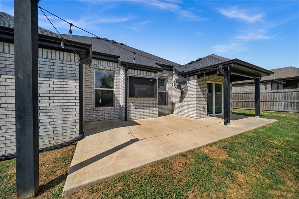 main property photo 20