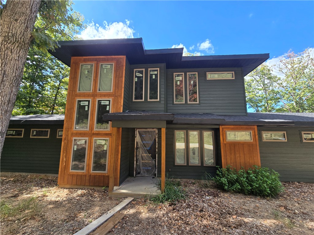 main property photo 0