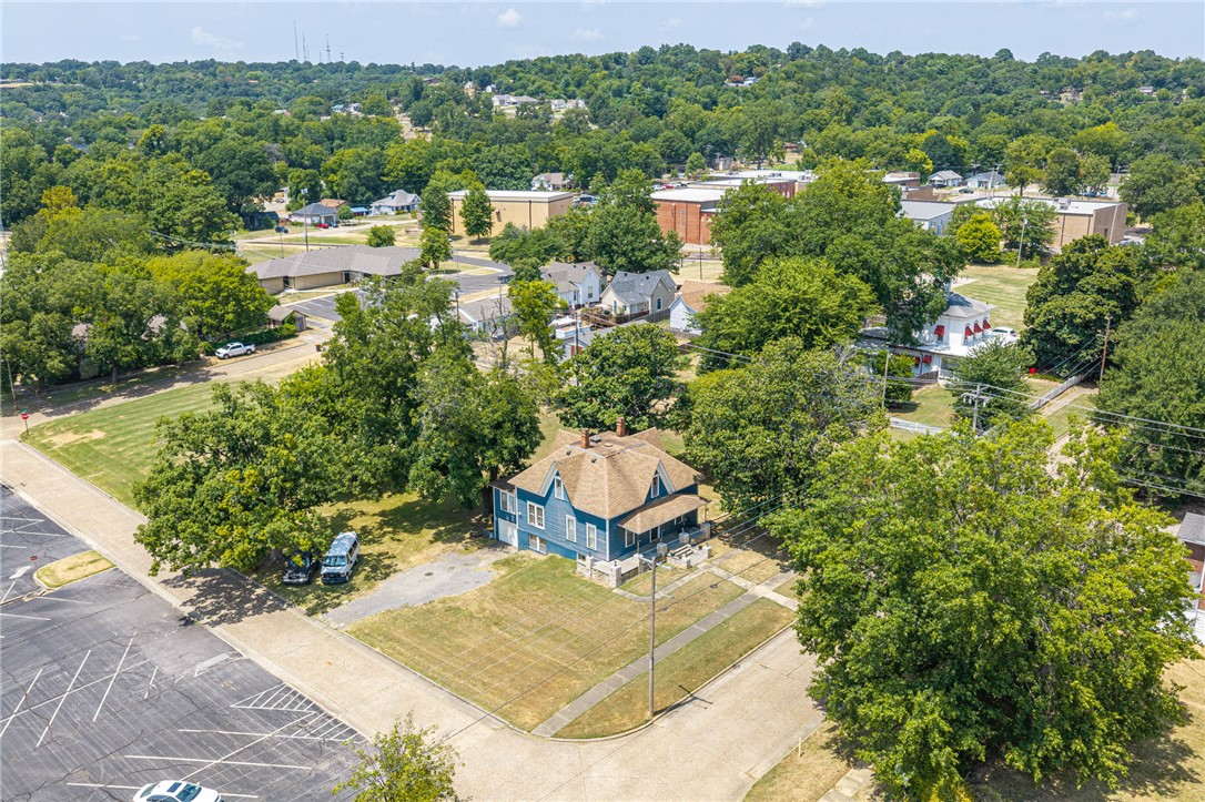 main property photo 14