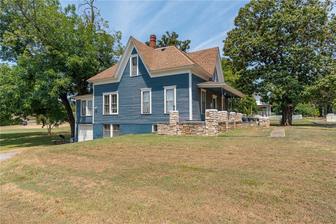 main property photo 3
