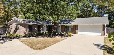 image of property with 4 Bed | 3 Bath | 2,016 Sqft