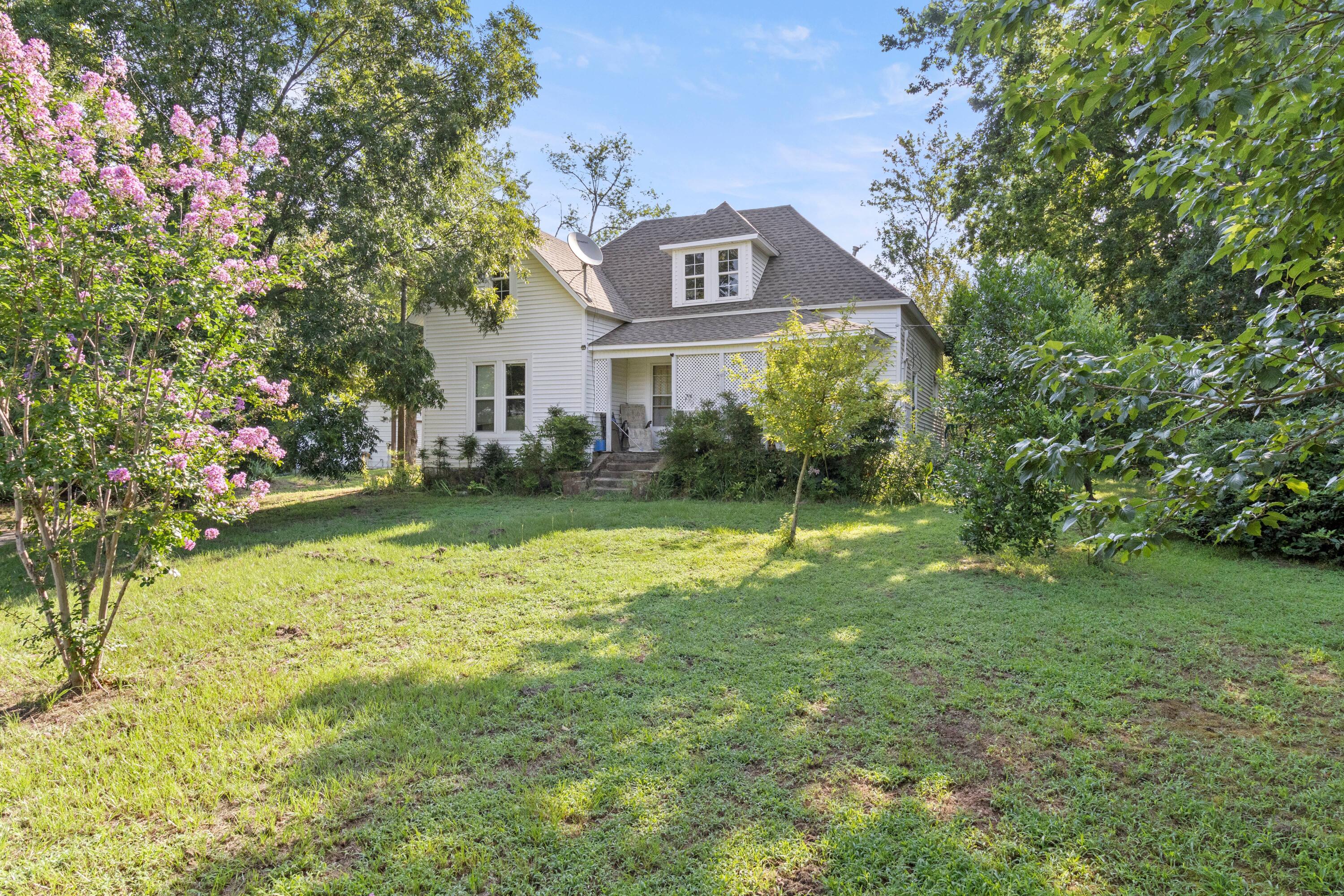main property photo 19