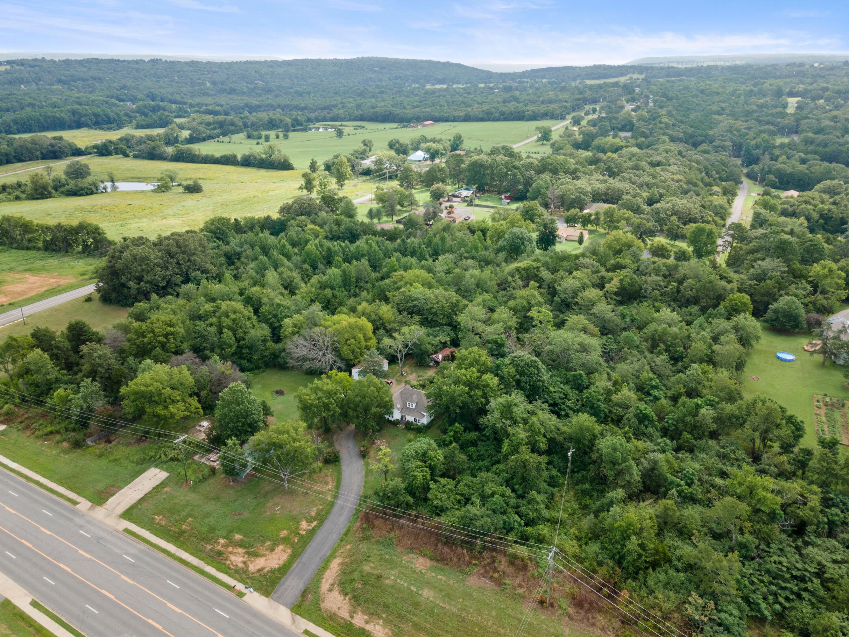 main property photo 2