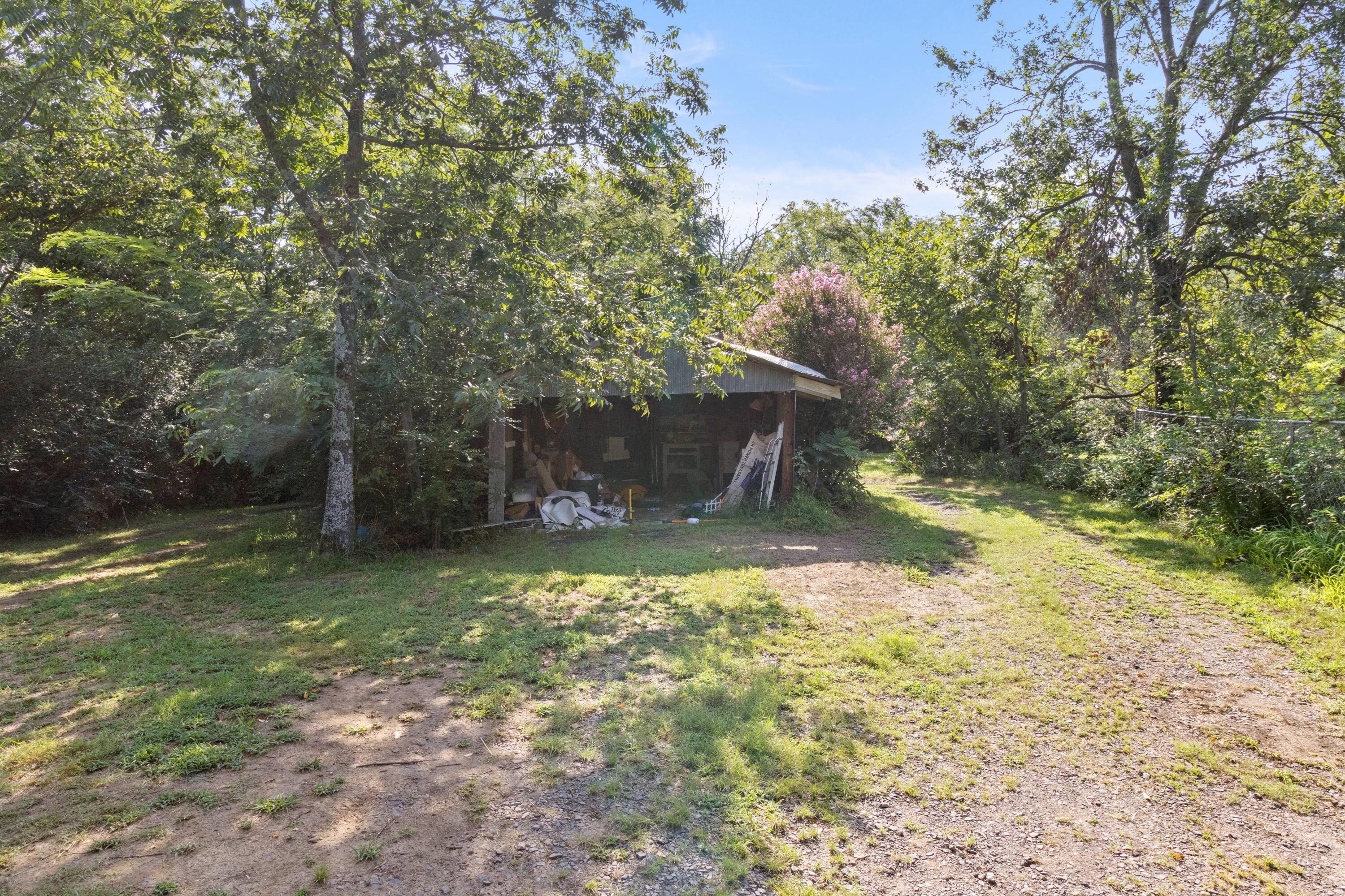 main property photo 20