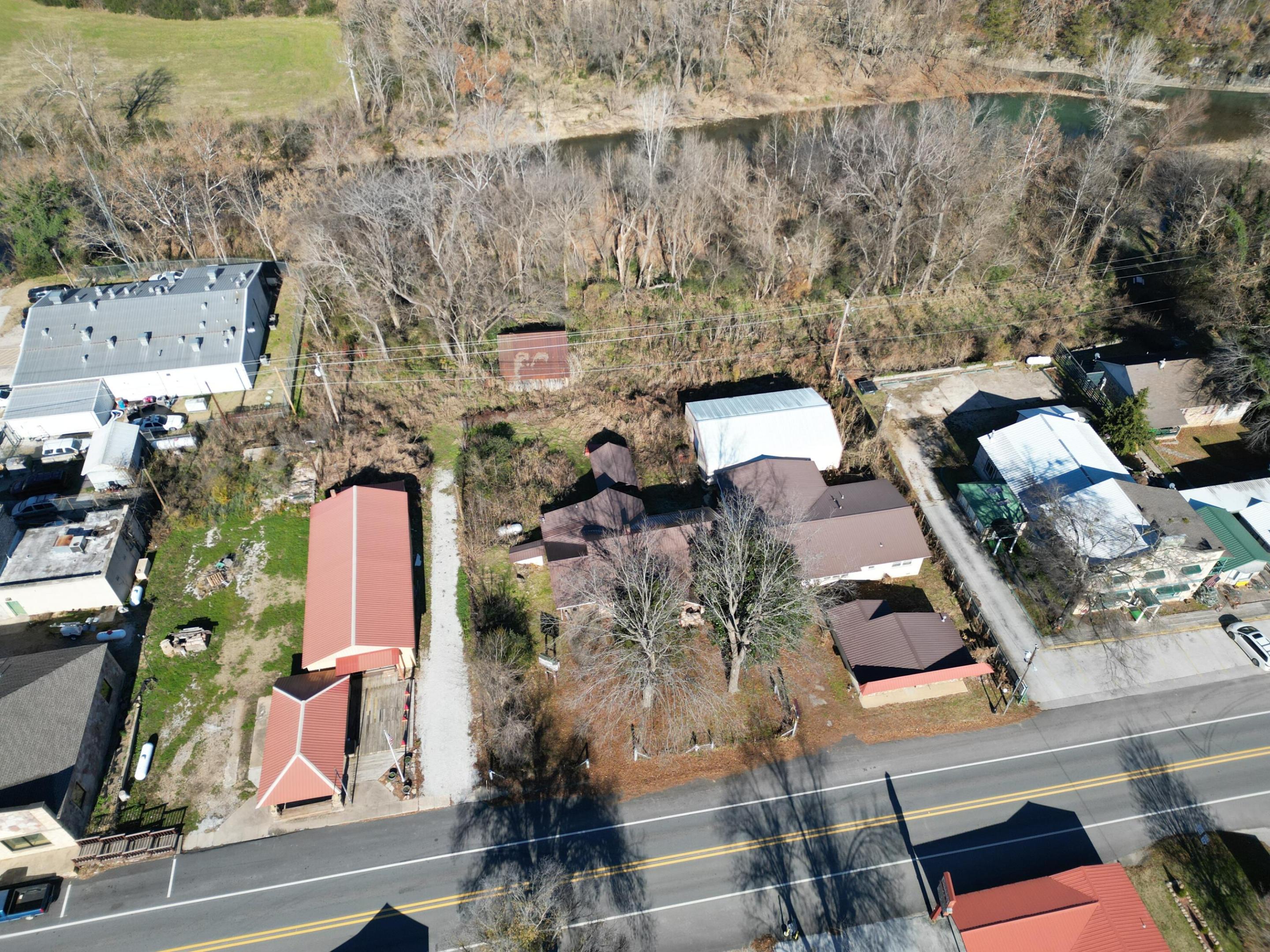 main property photo 10