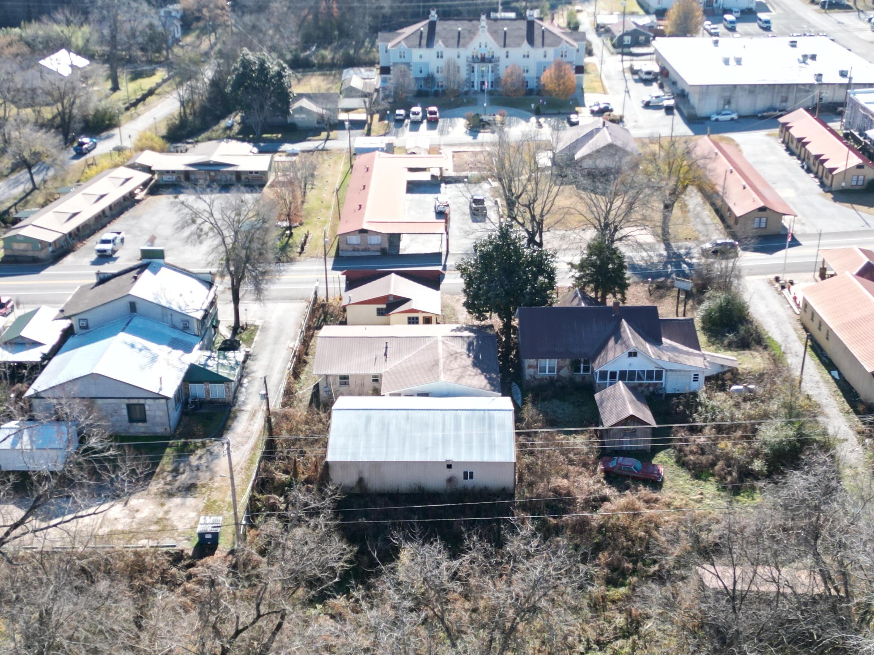 main property photo 14