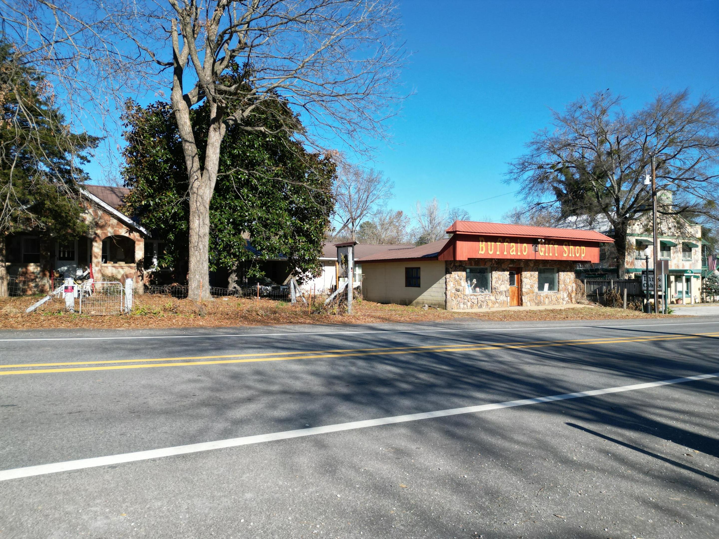main property photo 6