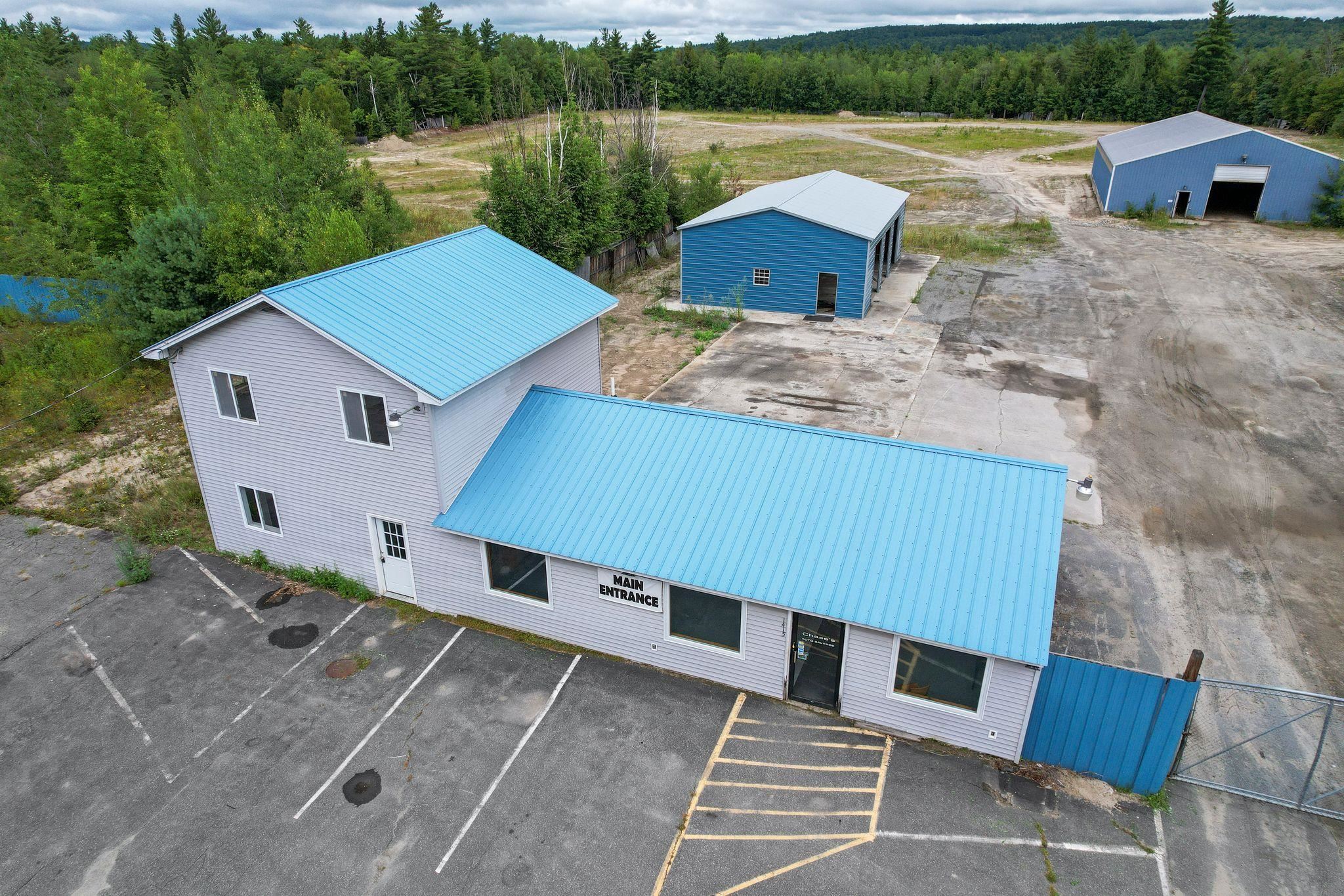 main property photo 6