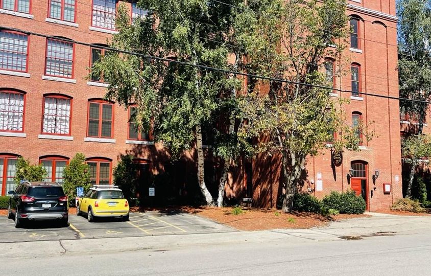 470 Silver St, Manchester, NH 03103