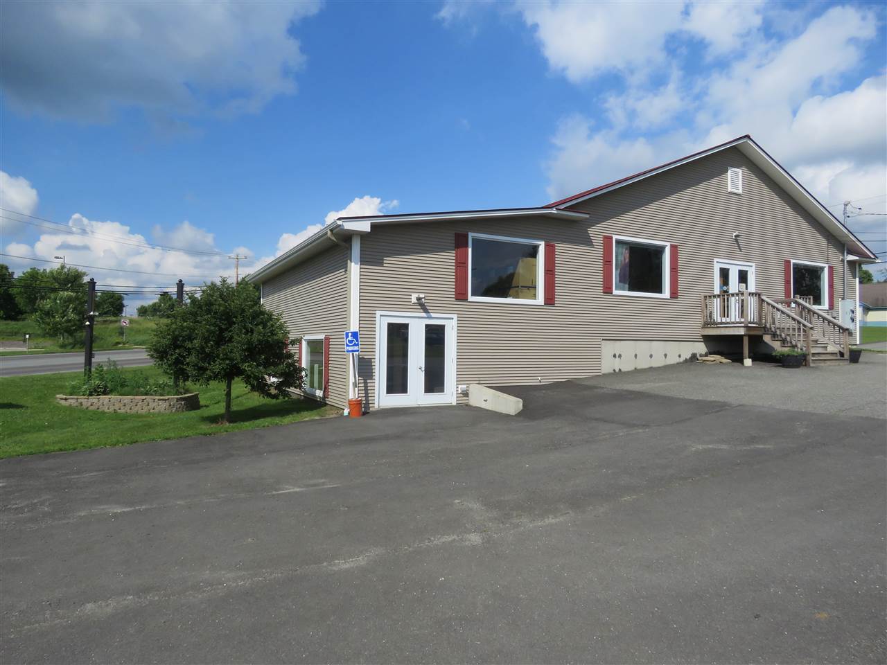 main property photo 2