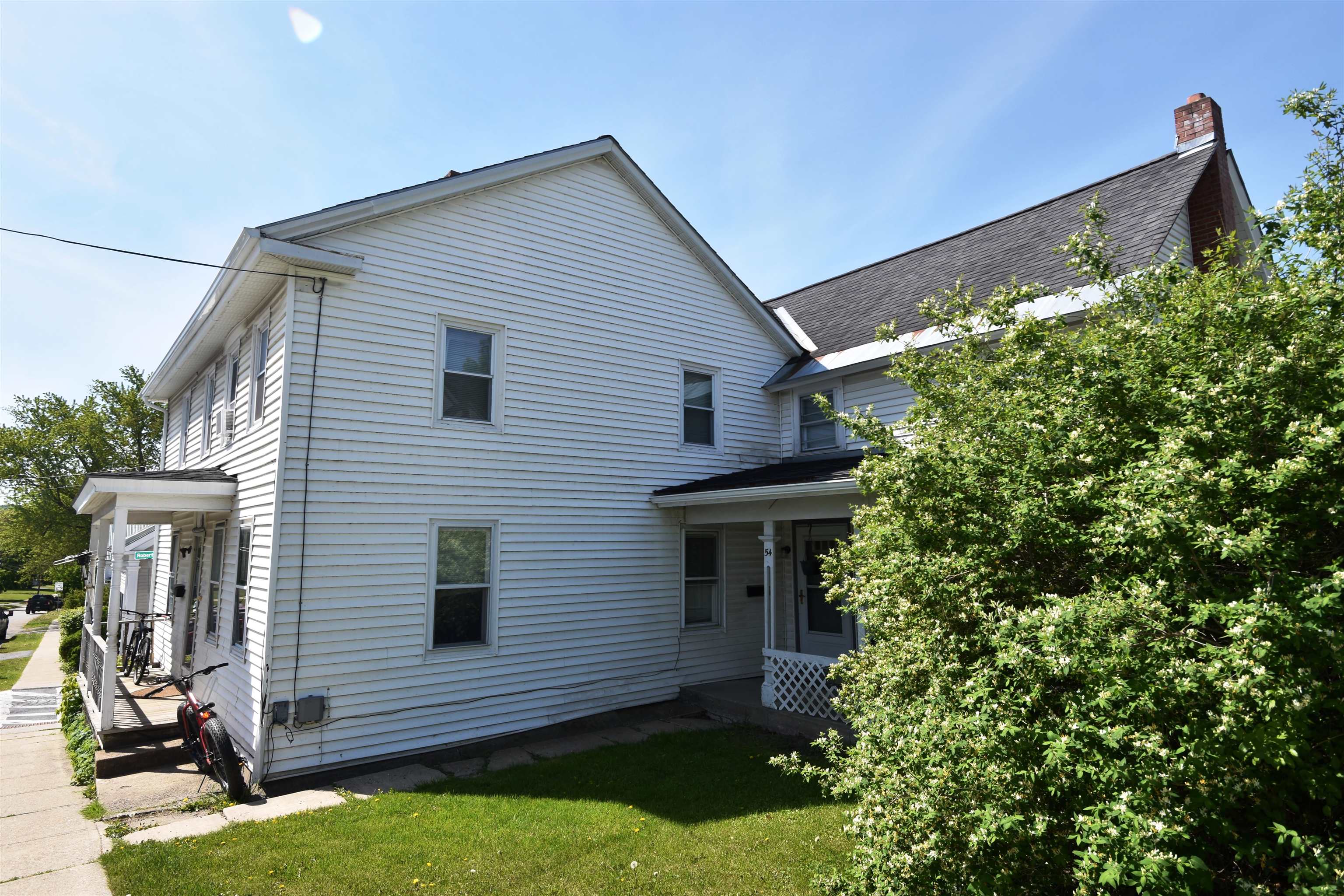 54 South Maple St, Vergennes, VT 05491