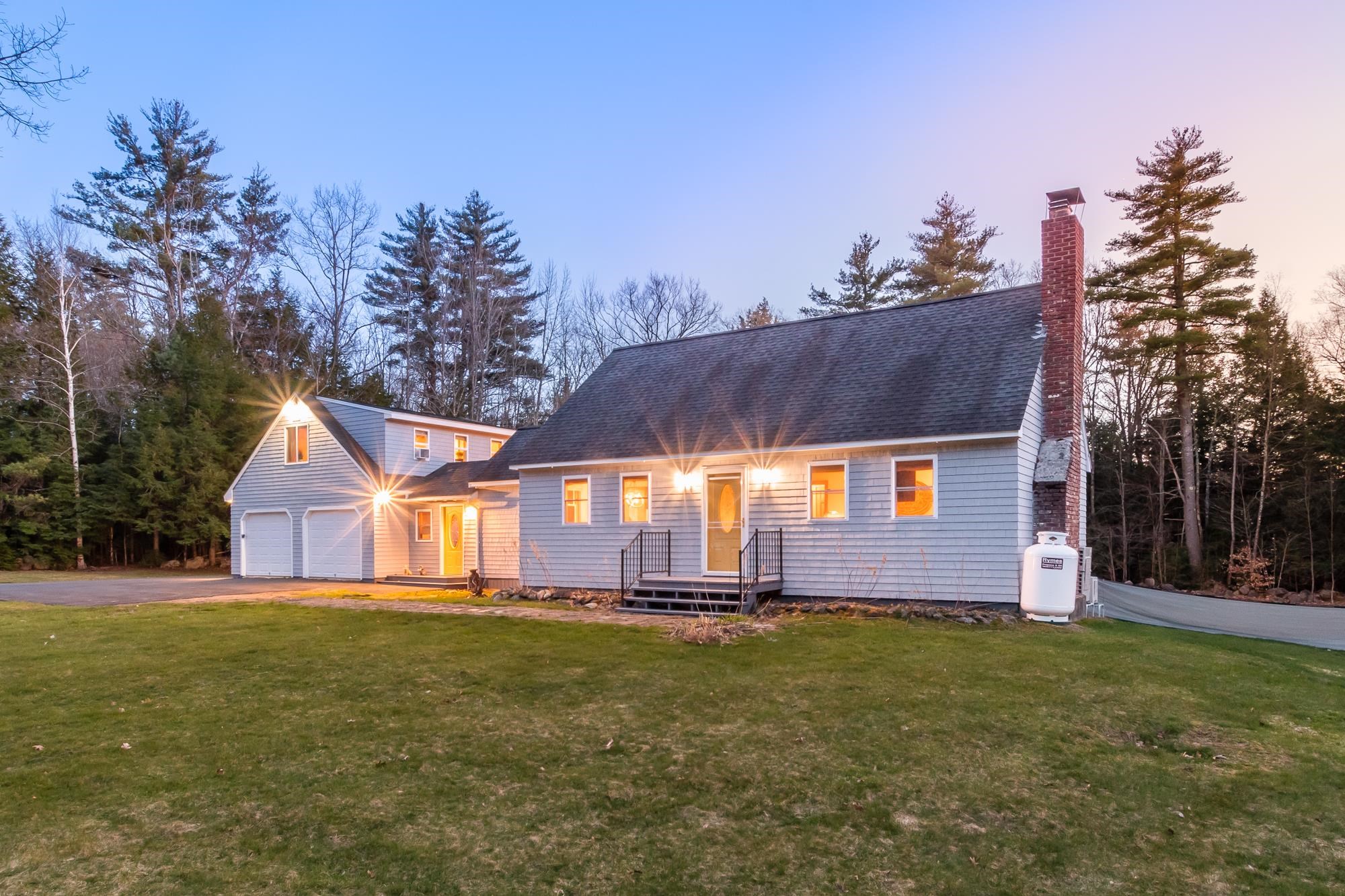 374 Meredith Center Rd, Laconia, NH 03246