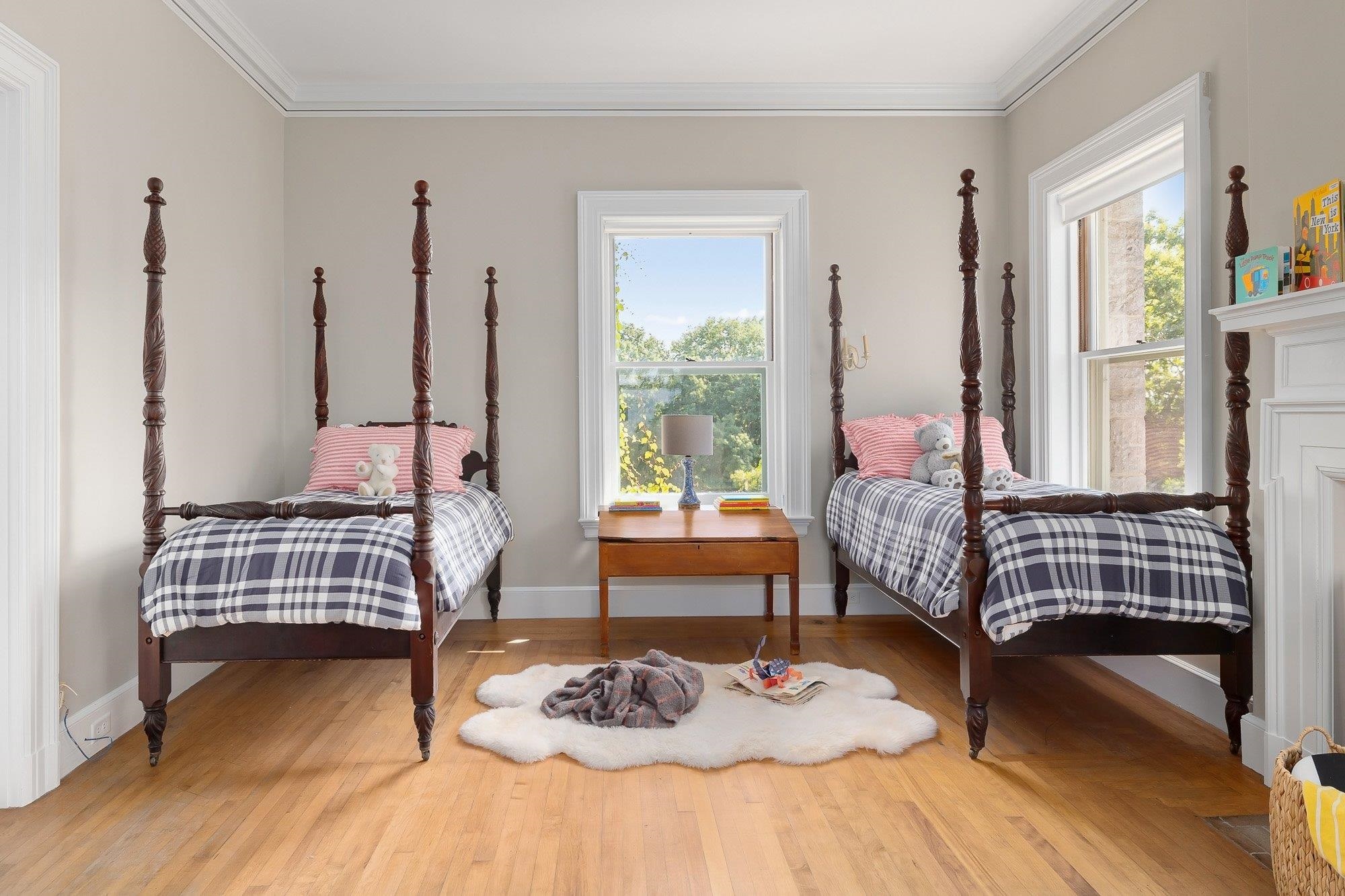 main property photo 25